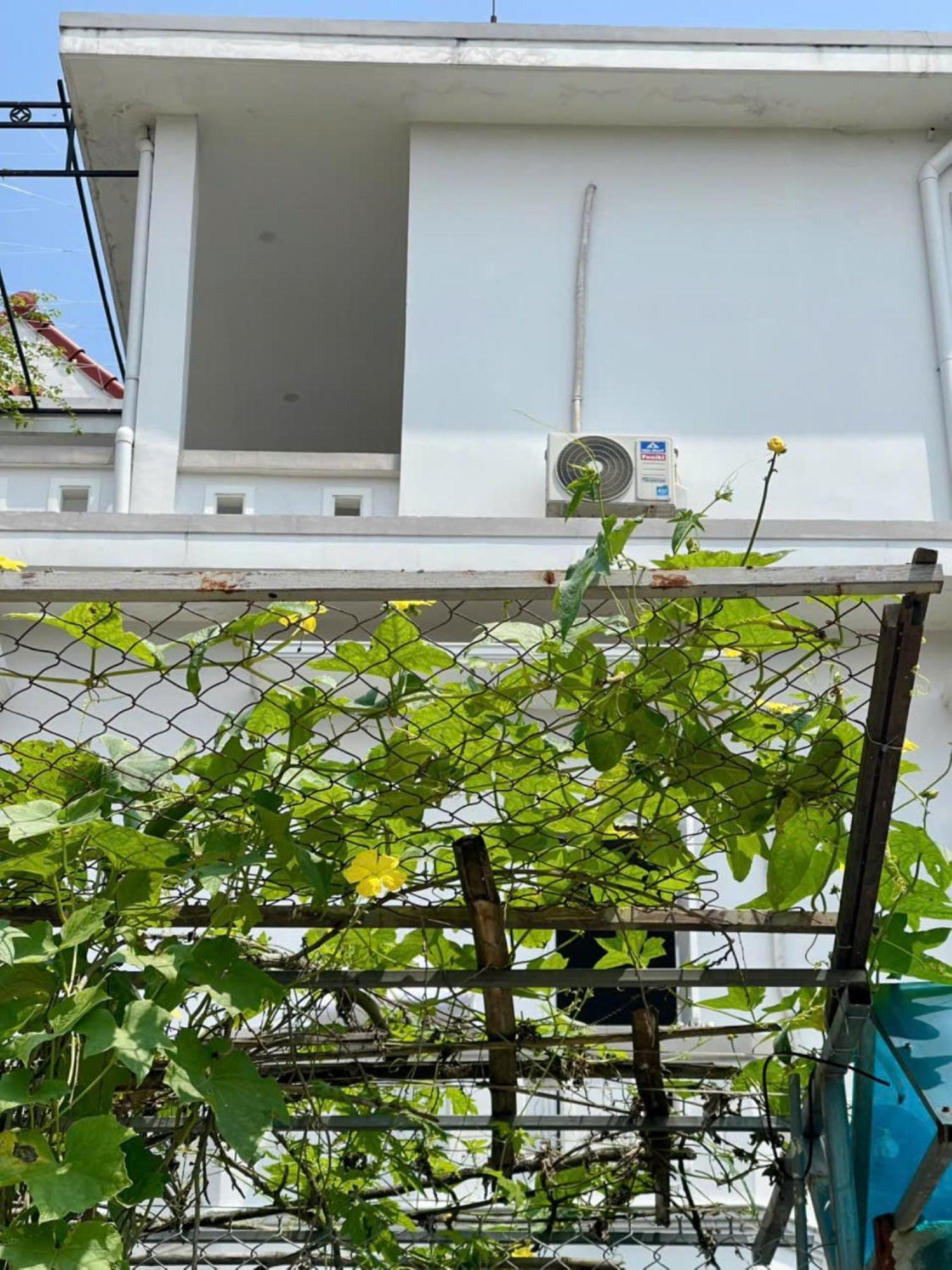 Nhat Long Homestay Hue Exterior photo